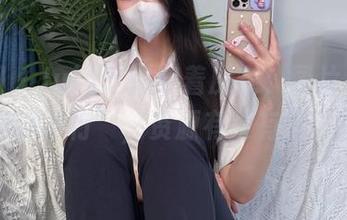 微密圈 – July芝岚穿着皮衣，图片里简直是‘酷到不行’，资源有没有偷工减料？