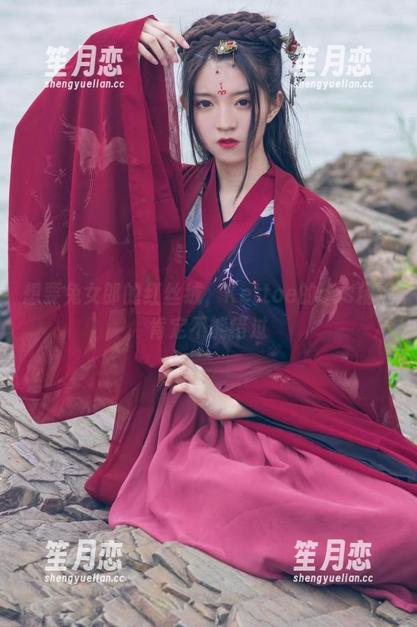 Kettoe 想要兔女郎的红丝绒,Kettoe的cos精选肯定不能错过