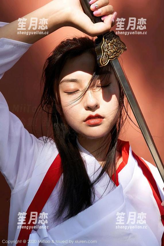 MiiTao蜜桃社 - 这是静香Mandy的美脚合集！我愣是没忍住，要不我下次试试穿靴子去她那？