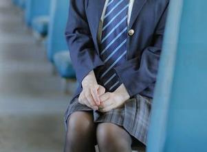 那个穿着向日葵比基尼的Nyako喵子，又在美图界掀起波澜！
