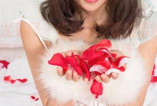 UGirls尤果网 – 听说李易童的清纯高清原图值得期待，你能看出她的撩人小心思吗？