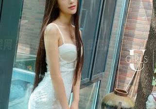 UGirls尤果网 – 白熙萌的写真，我在想，我能不能也可爱一点？