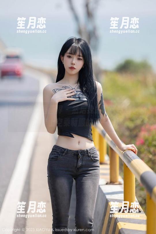 XIAOYU语画界-杨晨晨 XIAOYU语画界 - 然后我拍了张写真,杨晨晨穿上空乘制服的那一刹那。