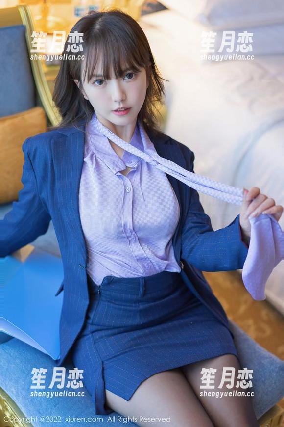 Xiuren秀人网-Baileys香儿 Xiuren秀人网 - Baileys香儿的吊带美图,穿得简约却让人想溜进去的写真!