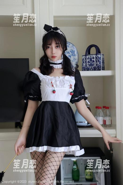 Xiuren秀人网-双笙Alina Xiuren秀人网 - 水中探险?双笙Alina的泳池图集,反正都是免费的!