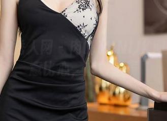Xiuren秀人网 – 肉晴MINIJK图册：随意比心，随性出镜