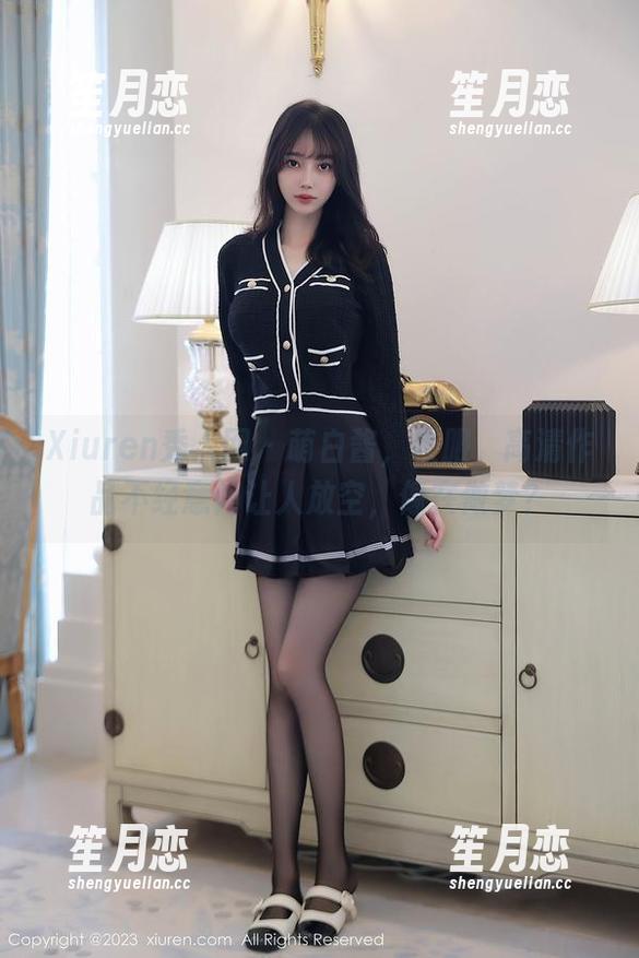 Xiuren秀人网-萌白酱 Xiuren秀人网 - 萌白酱,校服,高清作品不经意间让人放空,像在做梦?
