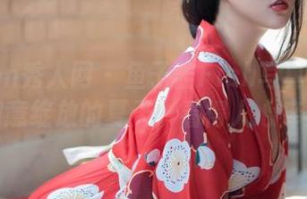 Xiuren秀人网 – 鱼子酱Fish写真：就这么肆意绽放的夏天，看得人心痒痒。
