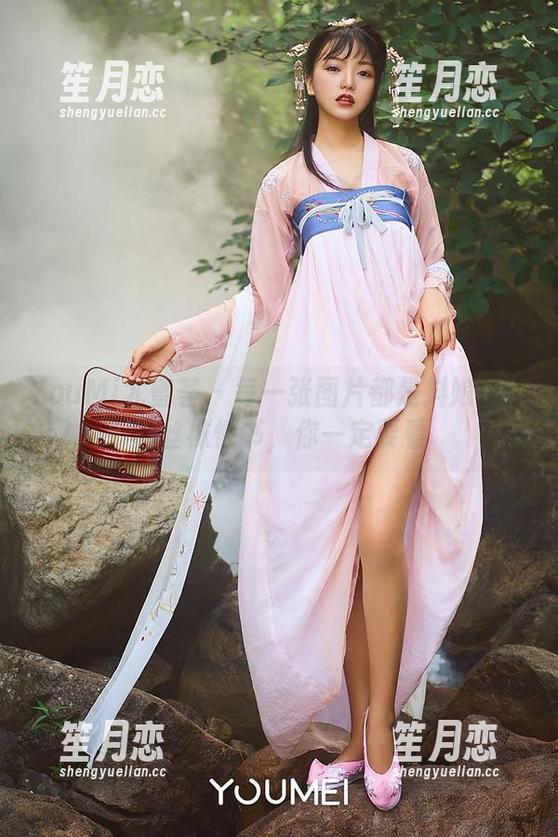 YouMi尤蜜荟-抖娘利世 YouMi尤蜜荟 - 每一张图片都是抖娘利世的丝袜情书,你一定要看