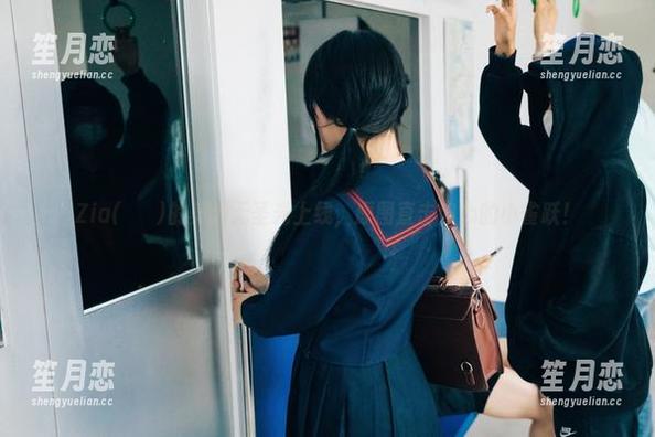 Zia(지아)的美脚无圣光上线，原图直击内心的小雀跃！