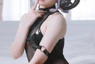 asagiriai(爱ちゃん)的白色趣事，合集里的原图不走寻常路