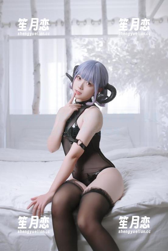asagiriai(爱ちゃん)的白色趣事，合集里的原图不走寻常路