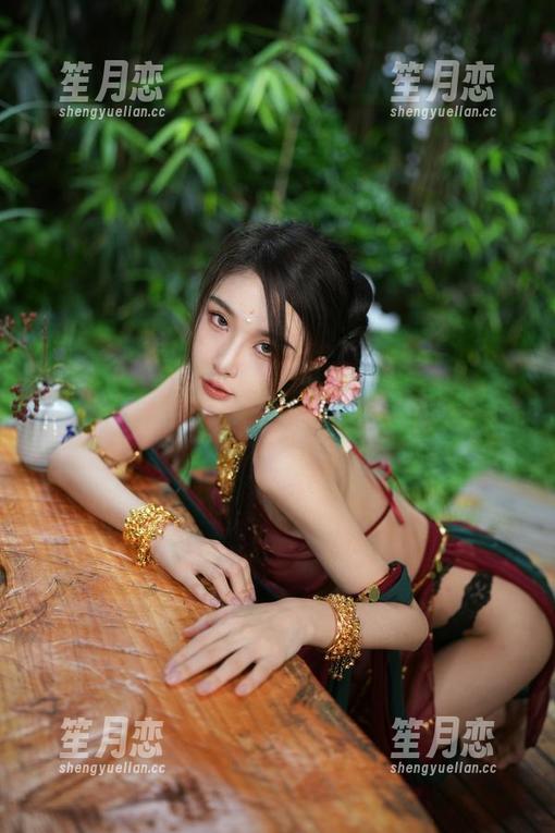 余多多Dudu 婚纱觉得太完美了,余多多Dudu的高清分享在哪?