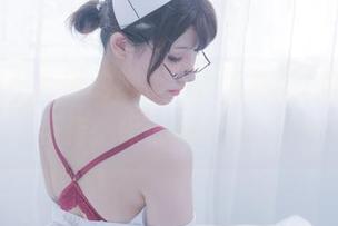 跟着你十七鸽的脚步，内衣也能COS出新花样，保证美图循环！