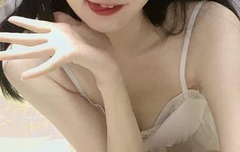 在倦倦喵的美图里，厨房成了一个充满欢乐的舞台！