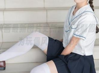 兔玩映画最新图片更新：俏皮制服，真以为玩偶风就stop？