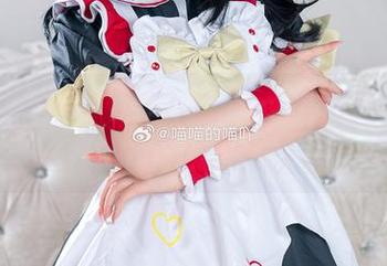 女仆妆，喵喵的喵吖的无圣光美图，有种隐秘的暗示感。