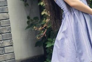 头条女神 – 细节控看过来！COCO黑丝小秘书的最新照片，哎呀，这姿势…