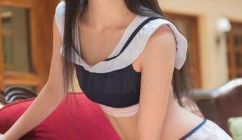 头条女神 – 估计没几个人能抵挡得住，筱溪的比基尼作品快来网盘取吧！