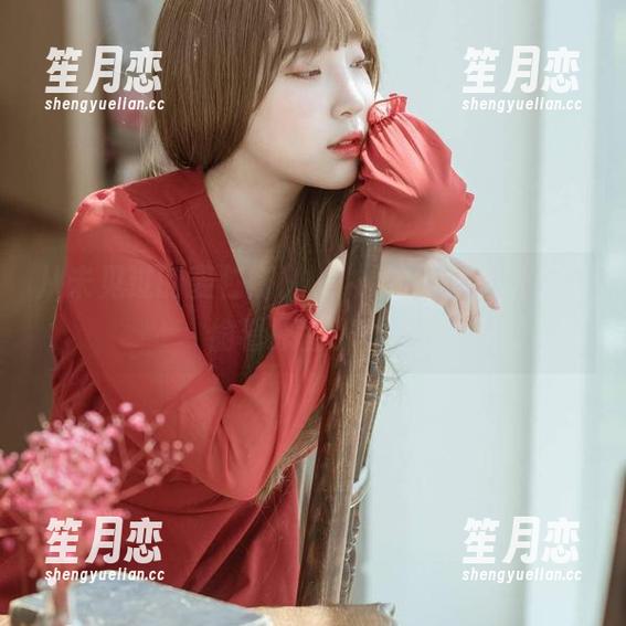 从未见过的姜仁卿(강인경)男朋友图片，想偷看原图那种。