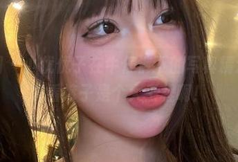 微密圈 – 小优优子在牛仔裤下的写真精选，果真看裤子是个大工程啊！