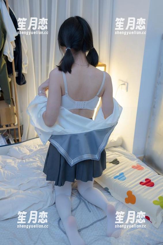 少女秩序 - 想要圣诞快乐？小葵的作品集来救援，快来下载吧！