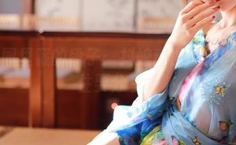 微密圈里藏的段子：抖娘利世的原图忍不住要分享！