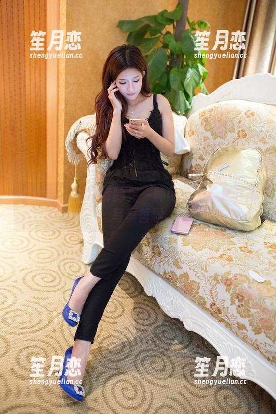 推女郎-松果儿 推女郎 - 牛仔裤的另一种可能:松果儿的写真哲学