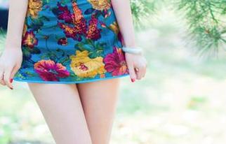 推女郎 – 陆瓷厨娘全套图包，穿着围裙的骄傲，厨房外的叛逆，太有趣了。