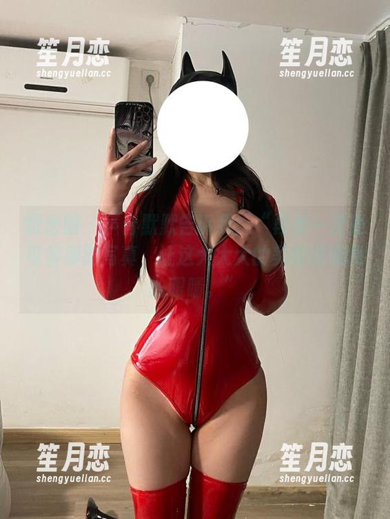 是可馨耶 微密圈 - 声音默默告诉我:“再看一次是可馨耶的写真,让这大大大的美图浸润我的眼睛。”