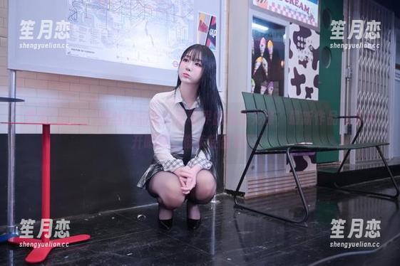 普美(bomi)黑丝作品集：足球界的创作先锋，最新作品让你大开眼界，脚步轻盈如风！