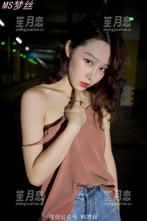 梦丝女神 - 在时光机里转圈圈：莹仙女校服作品精选，这清纯气息是怎么回事？