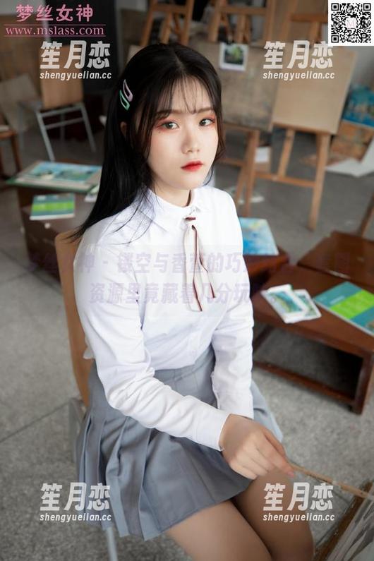 梦丝女神 - 镂空与香萱的巧妙结合，套图资源里竟藏着几分玩味。
