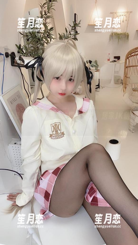 樱井宁宁 分享时间!原图里的樱井宁宁,居家JK随意得让人嫉妒。
