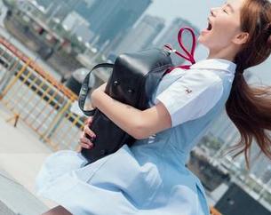 波萝社 – 小潘鼠的白色，来点不一样的美图作品吧！