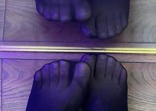 微密圈 – 海豚baby和姐姐的私拍，氛围轻松，玩耍中透着小心思