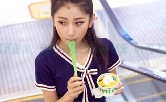 爱丝 – 精选图库，佳慧与浴缸的水中时光，不可不看的一角