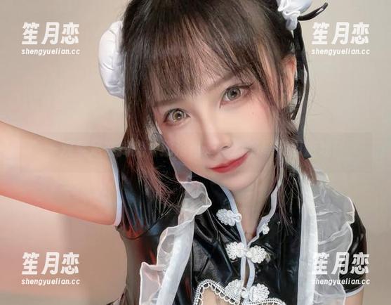 狐洛洛子 一双素足在捣鬼,狐洛洛子写真演绎美图游戏!