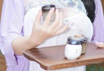 秀人网 – 看！最新制服写真，乔伊joy的时刻到了。
