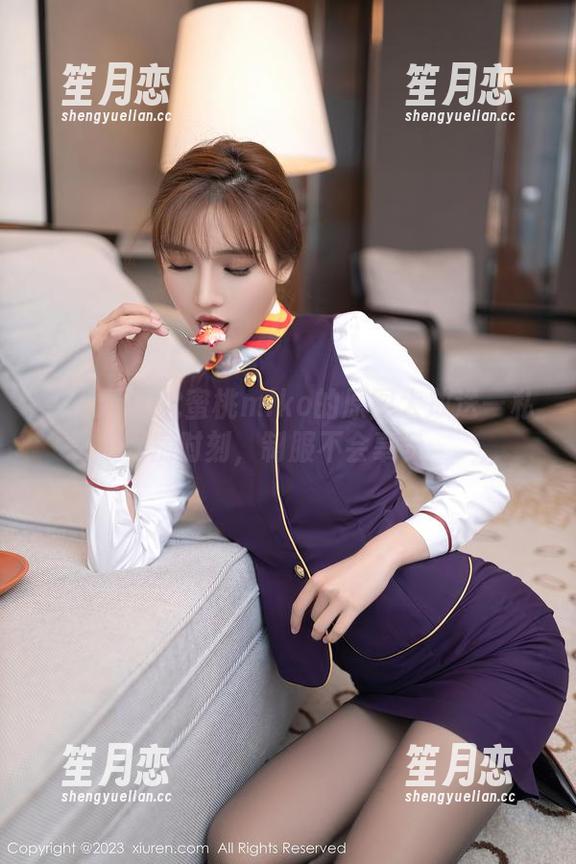 秀人网 - 沈蜜桃miko的原图大放送—私房时刻，制服不会辜负
