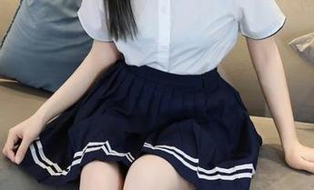 秀人网 – 有没有人和我一样，在风景尤美的美图里被白裙吸引到无路可退？