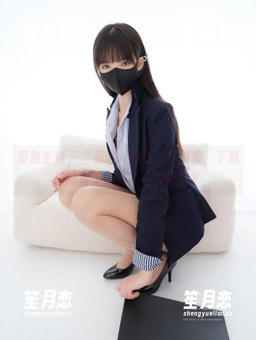 紧急企划 - “见希w白色”写真集，下载了就等于拥有了一片云朵？