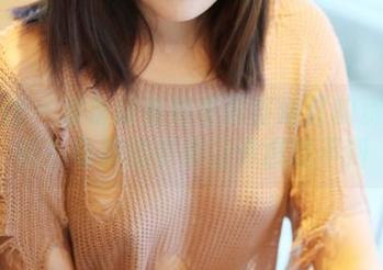 美媛馆 – 准备好看绮里嘉在浴缸的资源了吗？奇特的姿势让你意想不到