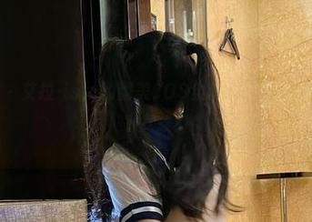 微密圈 – 艾拉·isla的甜美COS全套，马上化身你的邻家女孩！