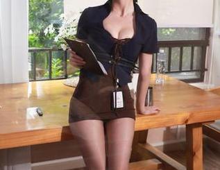 苏嫣qvq修女写真，精选图库里的叛逆温柔