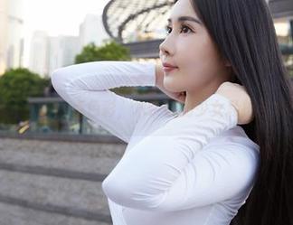 蜜桃社 – 给我一点色彩，木奈奈的少女私拍合集很走心