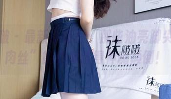 袜啵啵 – 最新小甜豆：那些油亮脚尖的“肉丝”能把你迷得神魂颠倒！