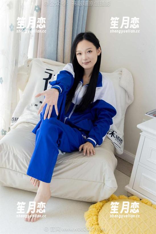 袜啵啵-小甜豆 袜啵啵 - 最新花絮:“小甜豆”要让你的除夕快乐从原图开始!