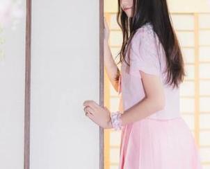 西瓜少女的白丝套图：让人想舔一口的清新视觉