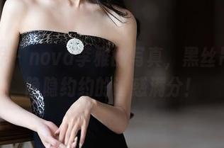语画界 – nova李雅的写真，黑丝吊袜，隐隐约约的诱惑满分！